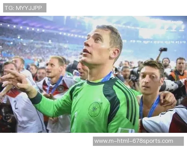 诺伊尔：守护球门的传奇之路与不屈精神的完美结合